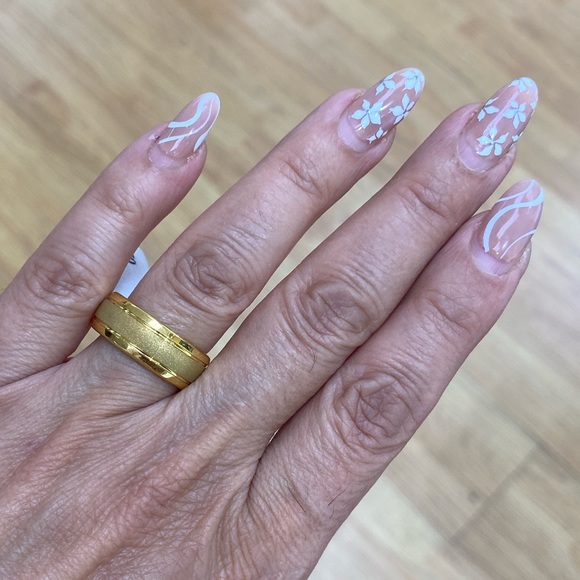 8mm Men Women Tungsten Ring Yellow Gold plated Sand tone finish - Picture 4 of 8